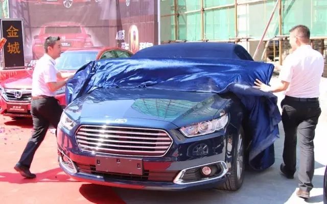 長(cháng)安福特金牛座1.5T EcoBoost 豪華型 邵陽(yáng)地區首發(fā)揭幕