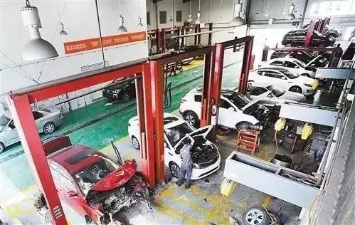 驚天秘聞: 開(kāi)車(chē)去4S店做保養要花多少錢(qián)？