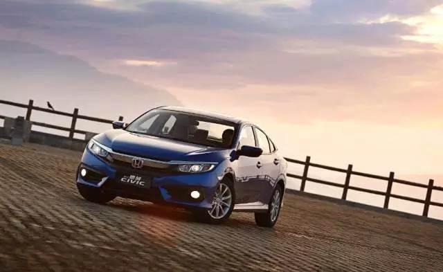 運動(dòng)外表經(jīng)濟心 第十代CIVIC（思域）180TURBO想你所想