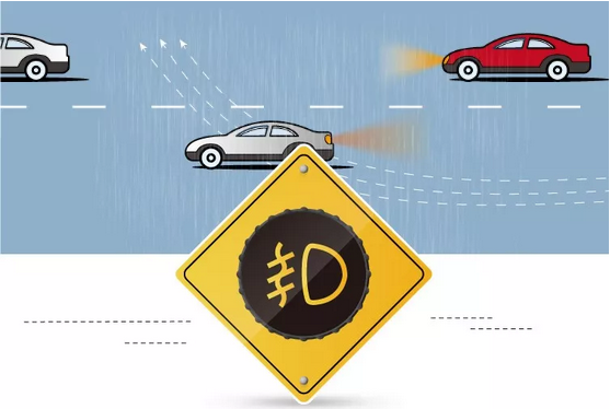 老司機 | 你了解雨天時(shí)車(chē)燈的使用方法嗎？