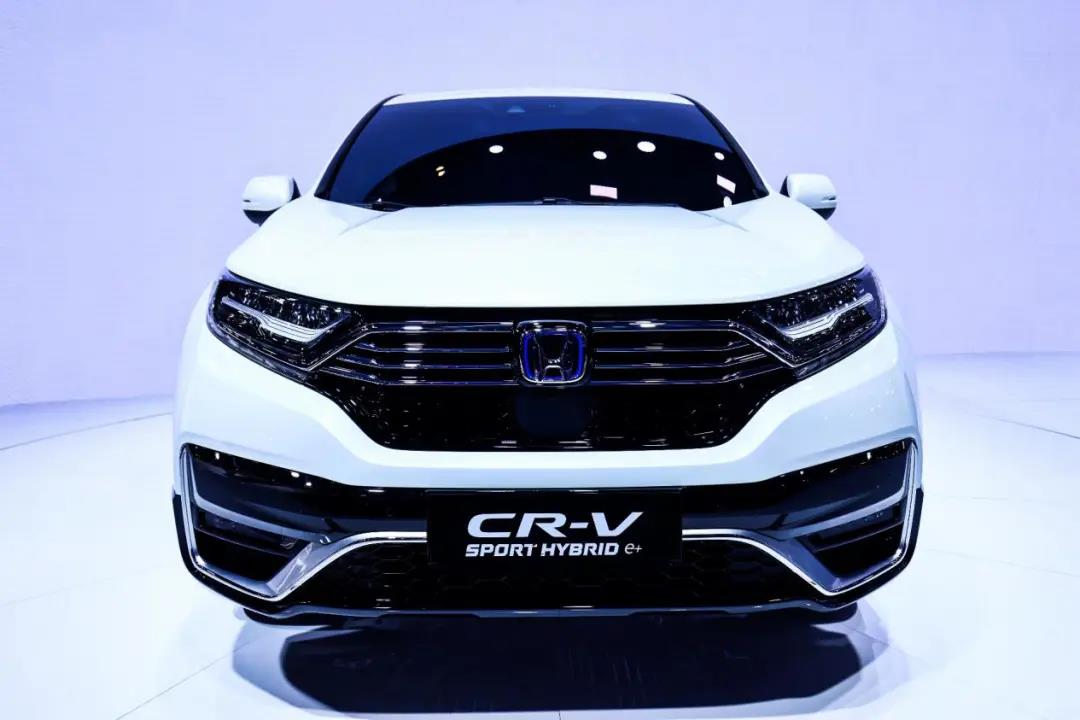 媒體視角 | CR-V代表了“傳統”，CR-V 銳·混動(dòng)e+承載了未來(lái)