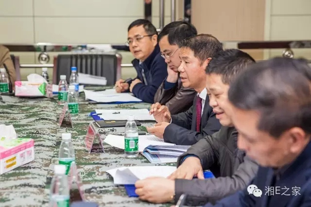 邵陽(yáng)副市長(cháng)周?chē)F場(chǎng)調度天嬌國際汽車(chē)城項目建設
