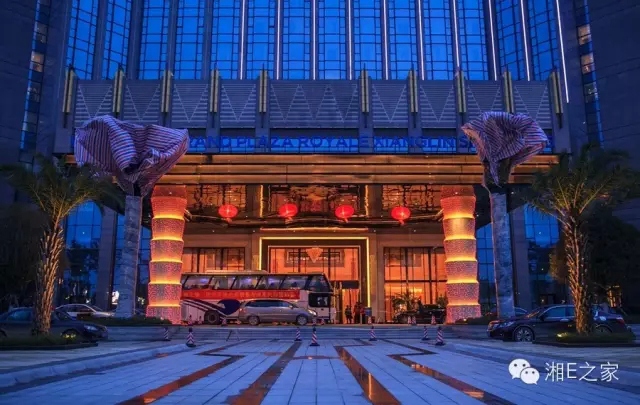 邵陽(yáng)天嬌集團,天嬌國際汽車(chē)城,邵陽(yáng)汽配城,邵陽(yáng)汽車(chē)網(wǎng)